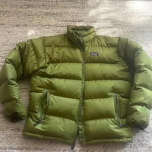Patagonia puffer jacket